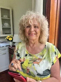 Alkalmi munka a Fantastic Art Beauty szalonban — 2. kép